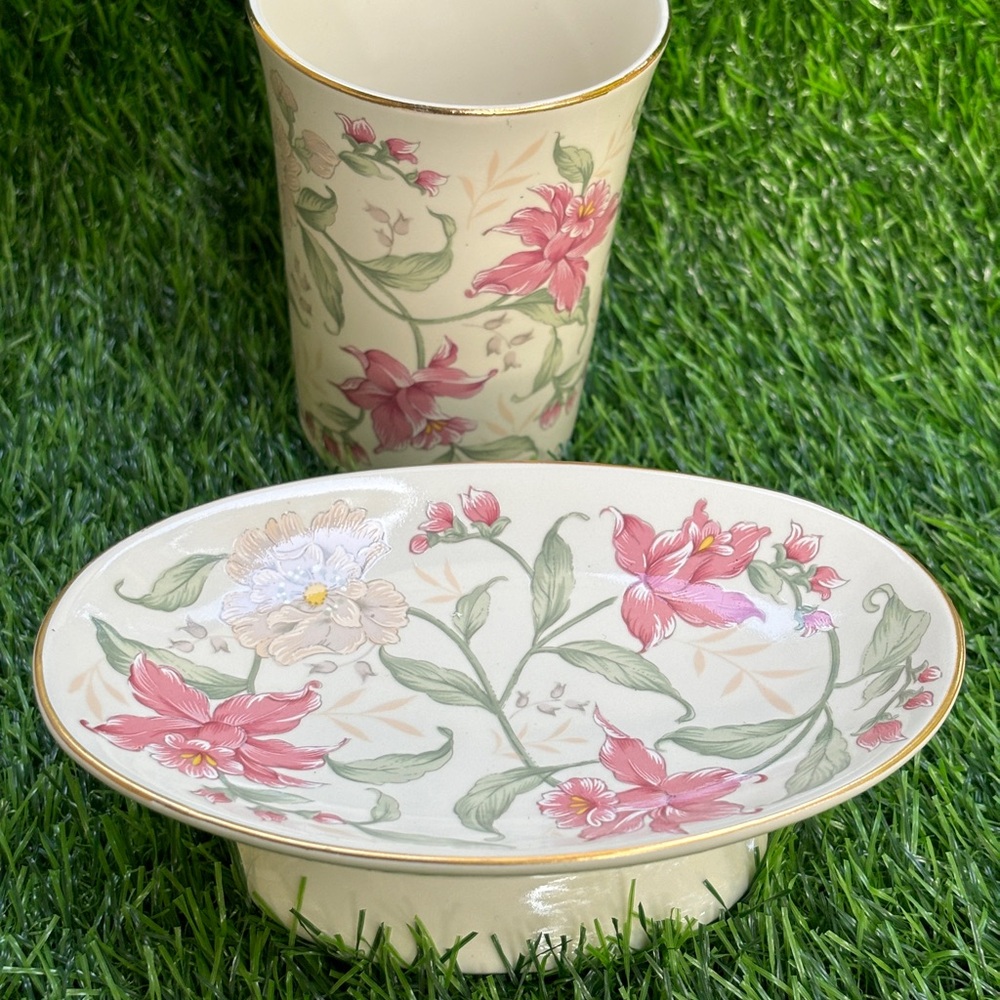 1980’s Vintage Otagiri Prima Porcelain Soap Dish And Cup 2Pc pink Floral